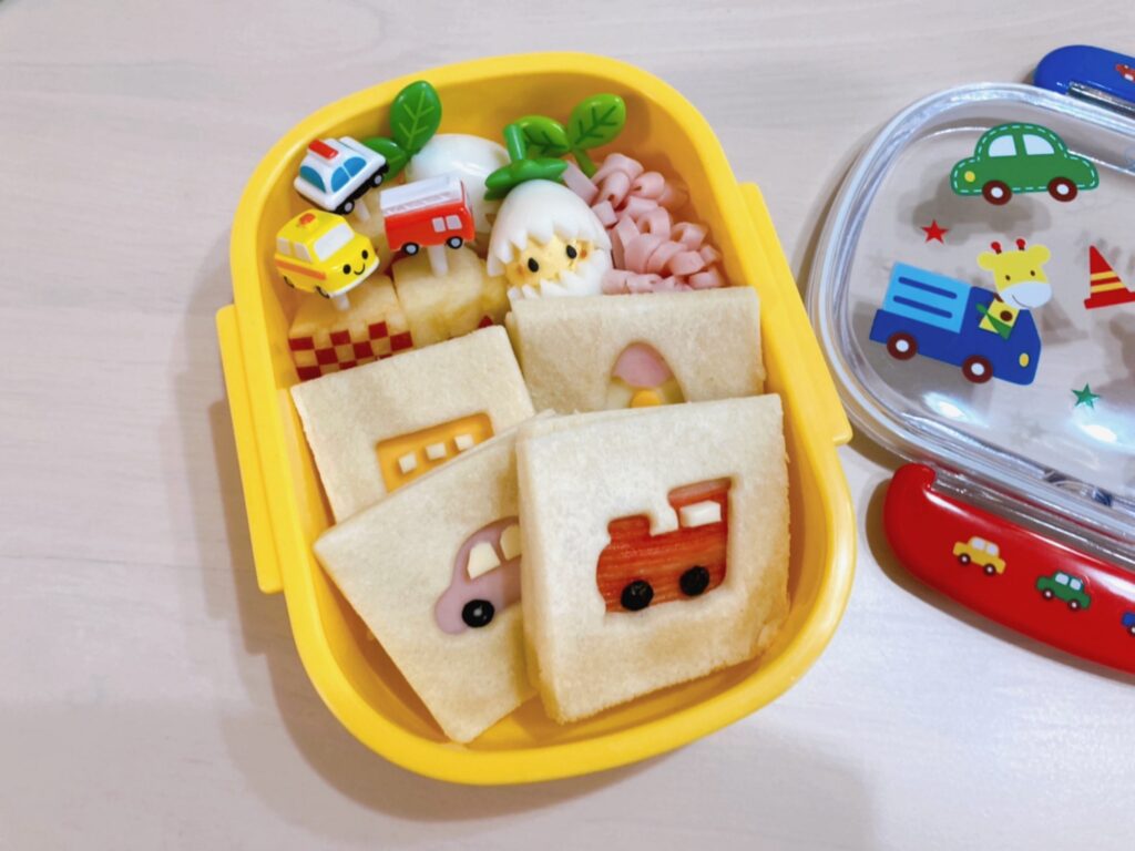 はじめてのサンドイッチのお弁当